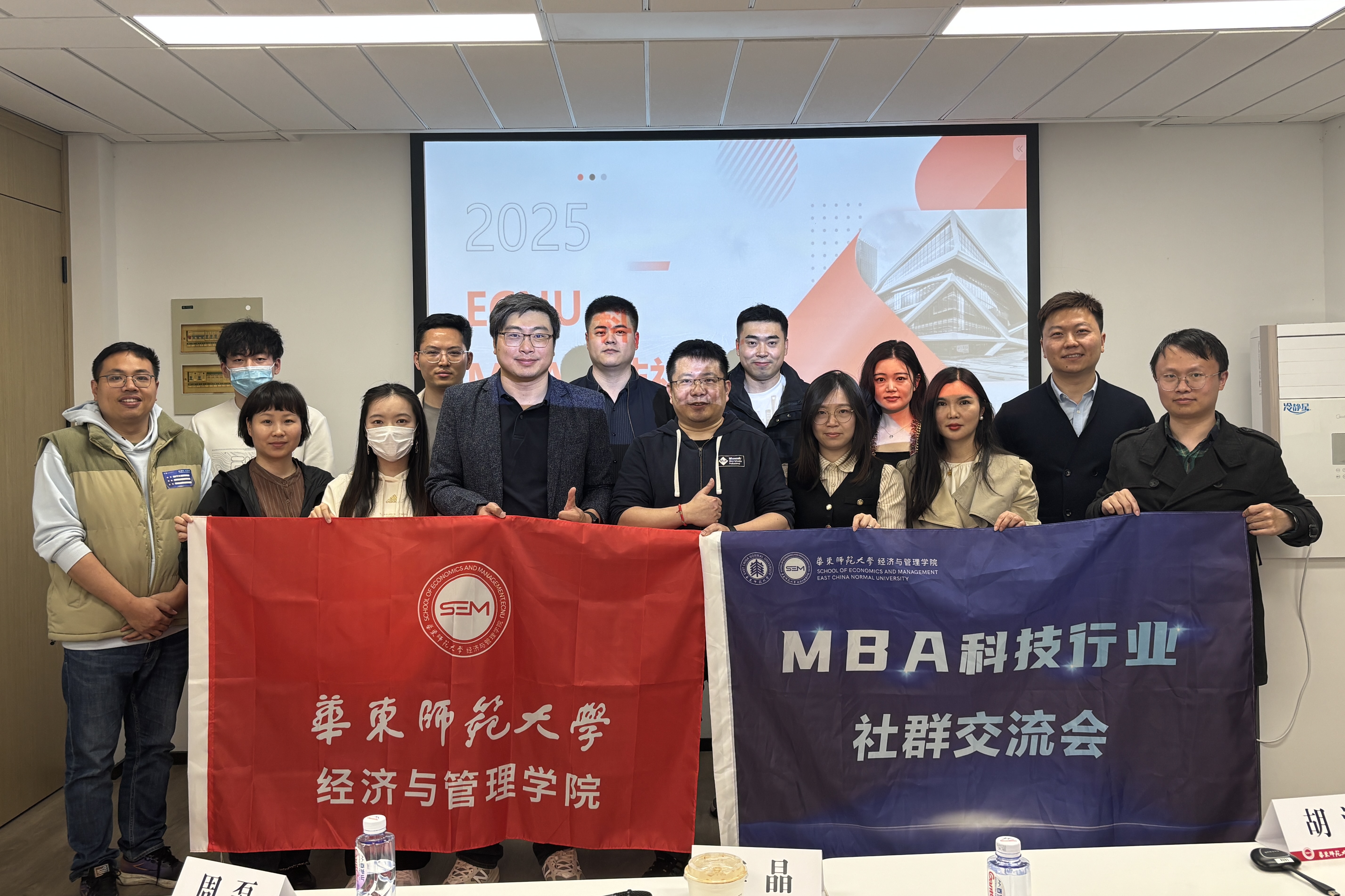 科技.jpg 科技.jpg