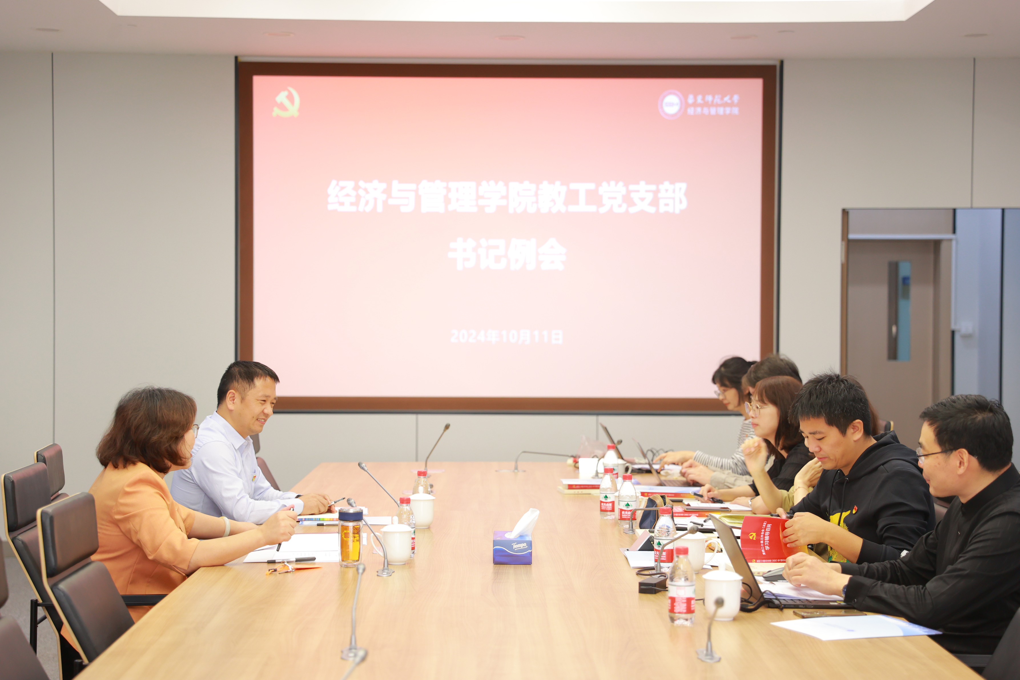 AI7I6186.JPG AI7I6186.JPG