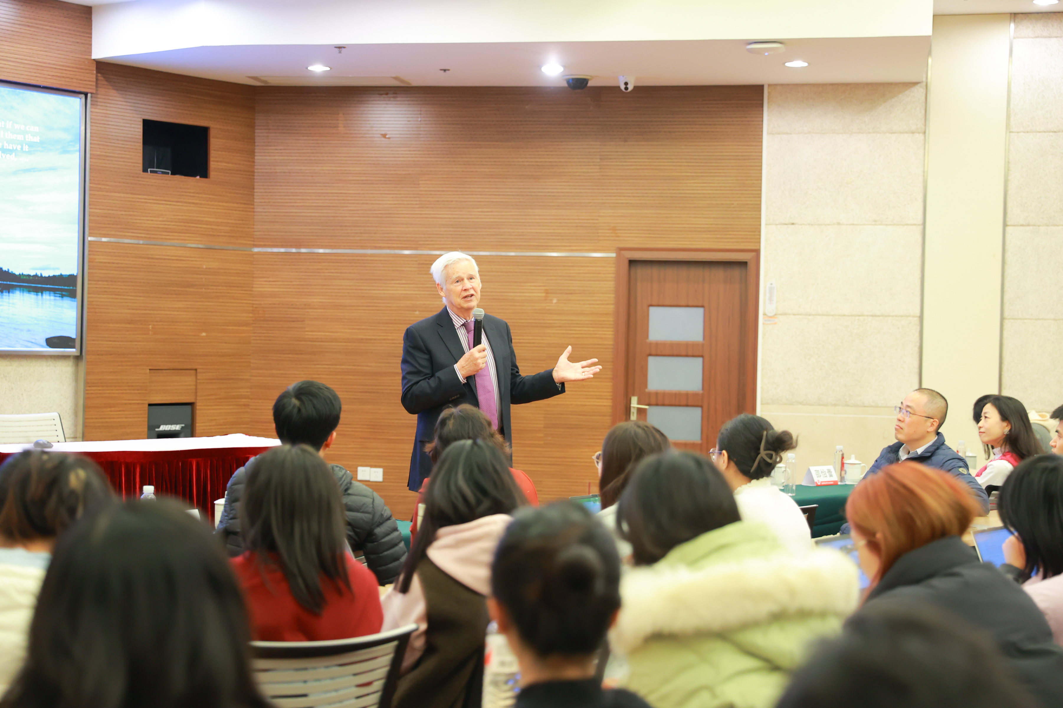 AI7I4869.jpg AI7I4869.jpg