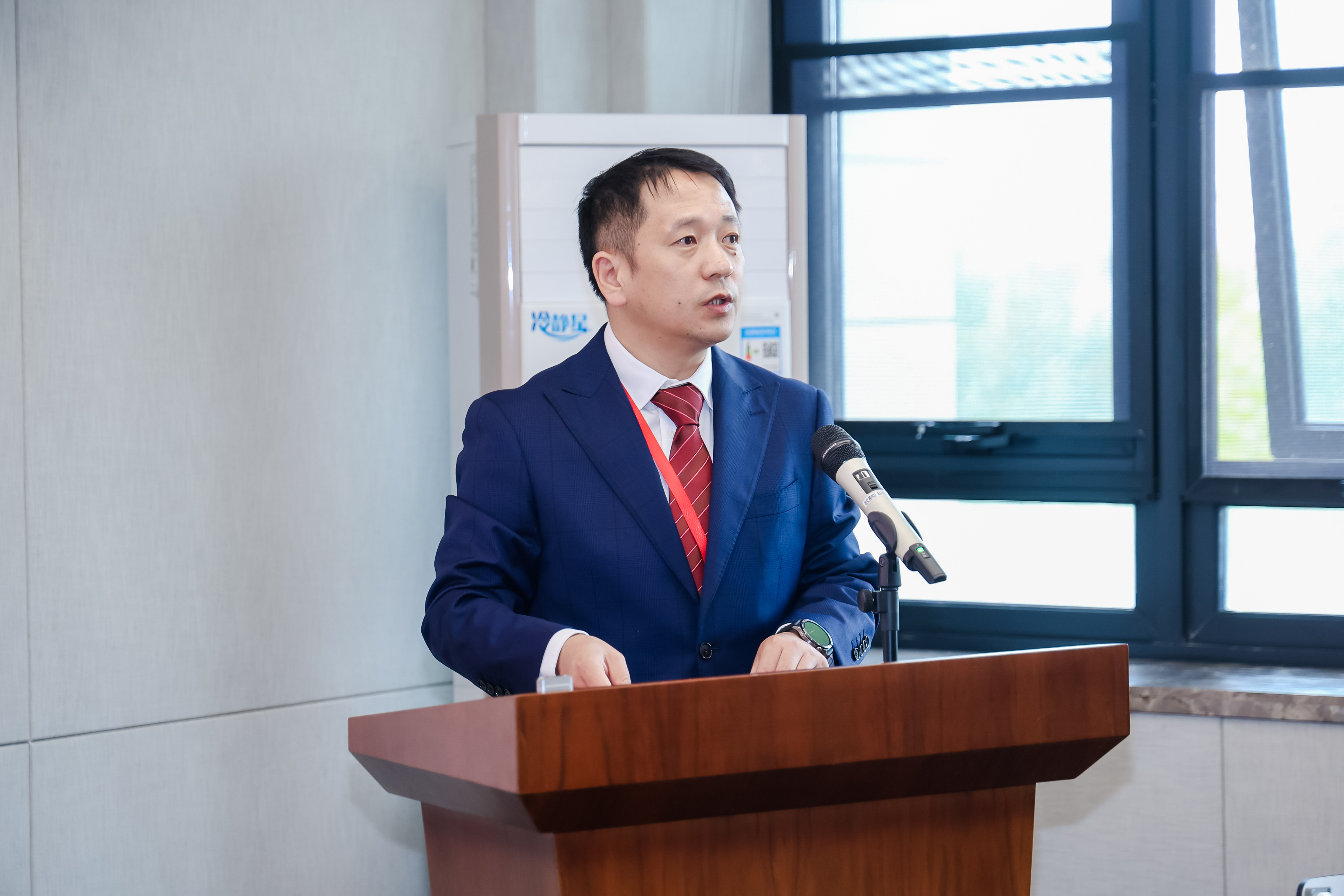 吴文钰.jpg 吴文钰.jpg