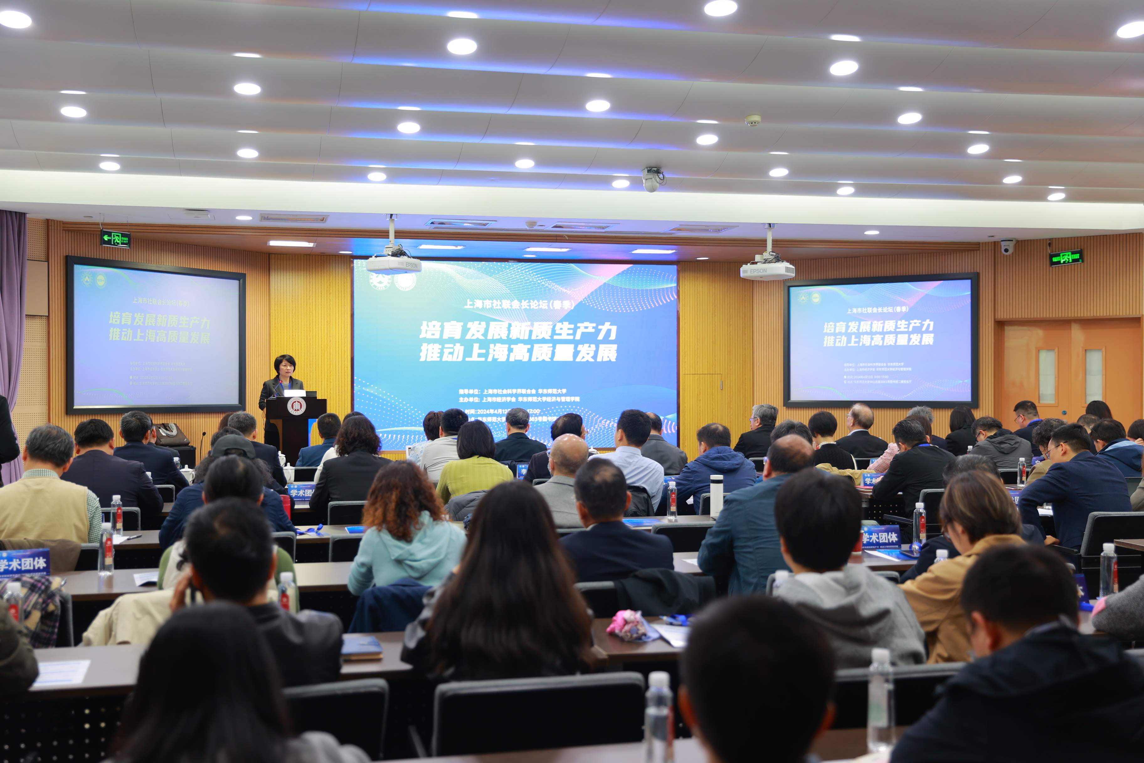 AI7I9960.JPG AI7I9960.JPG